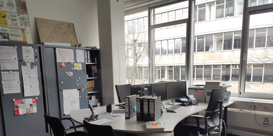 Foto vom Büro des Studien- und Projektzentrums.