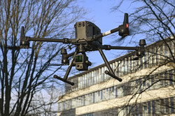 Foto einer fliegenden Drohne.