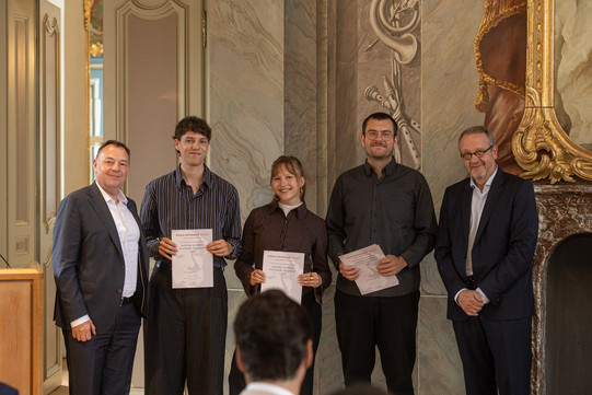 3. Preis: Luis Wahlers, Emelly Klassen, Jannik May und Felix Schorpp (nicht im Bild)