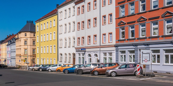 Wohnhäuser Straße (Modul 22) Straße mit Wohnhäusern