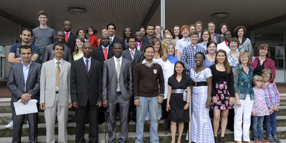 Group picture of the SPRING batch at the final event.