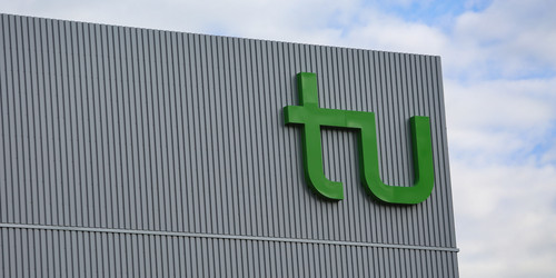 Building with the TU-Logo